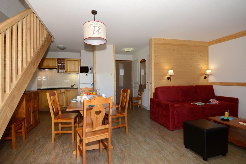 Résidence Odalys Les Bergers Saint-Sorlin-dʼArves Exterior foto