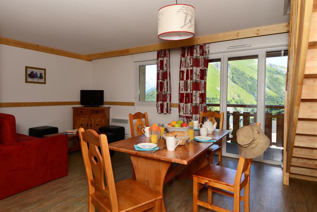 Résidence Odalys Les Bergers Saint-Sorlin-dʼArves Habitación foto